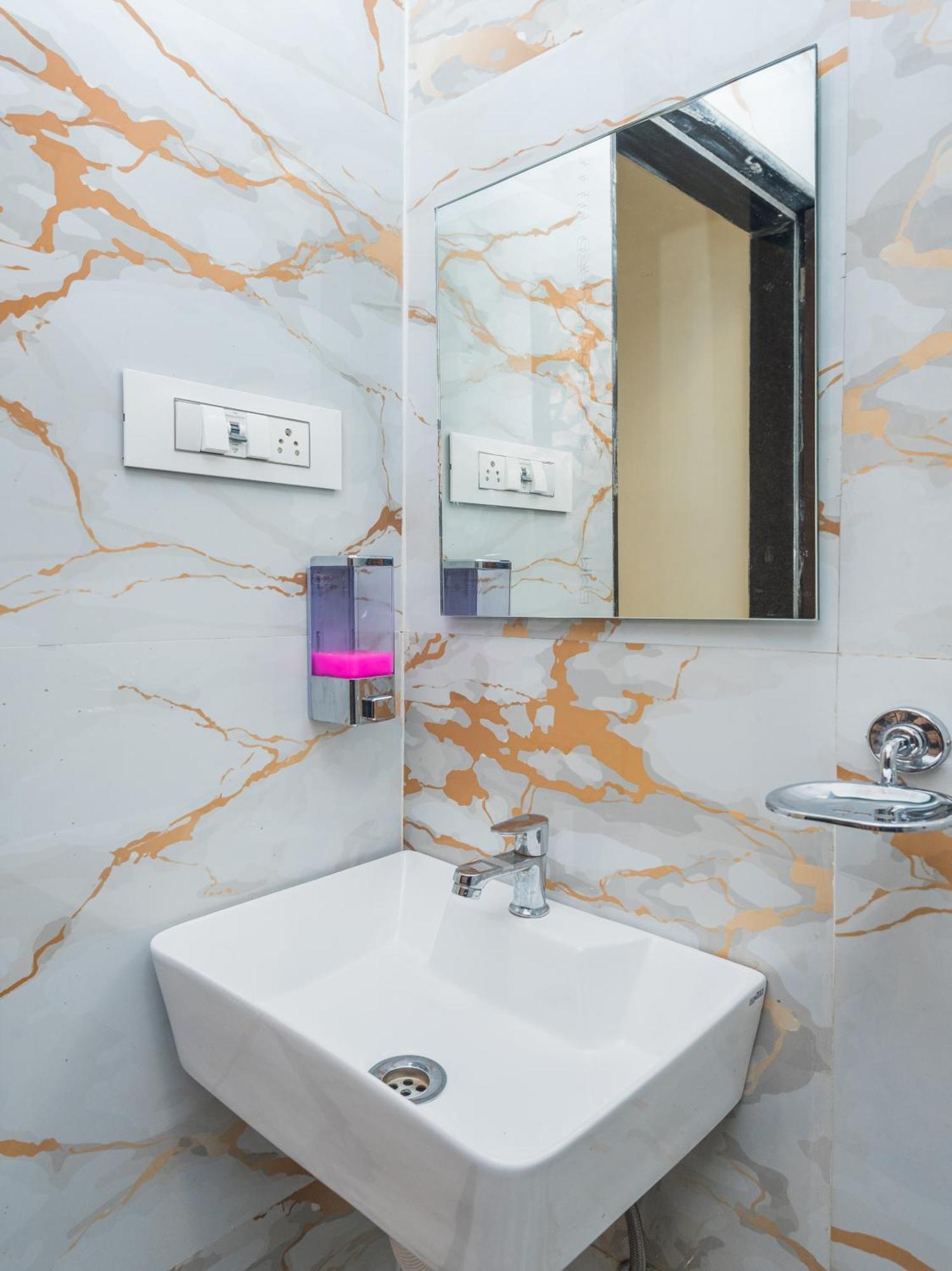 Hotel Priceless Suite Bombay Exhibition Centre Goregaon West 孟买 外观 照片